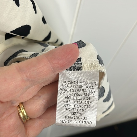 Umgee Womens Mini Dress S Off-White Black Dalmatian Print Sleeveless Boho Flowy - Picture 8 of 15